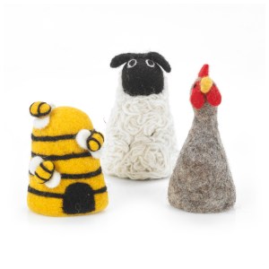 handmade_felt_farmyard_friends_easter_egg_cosy